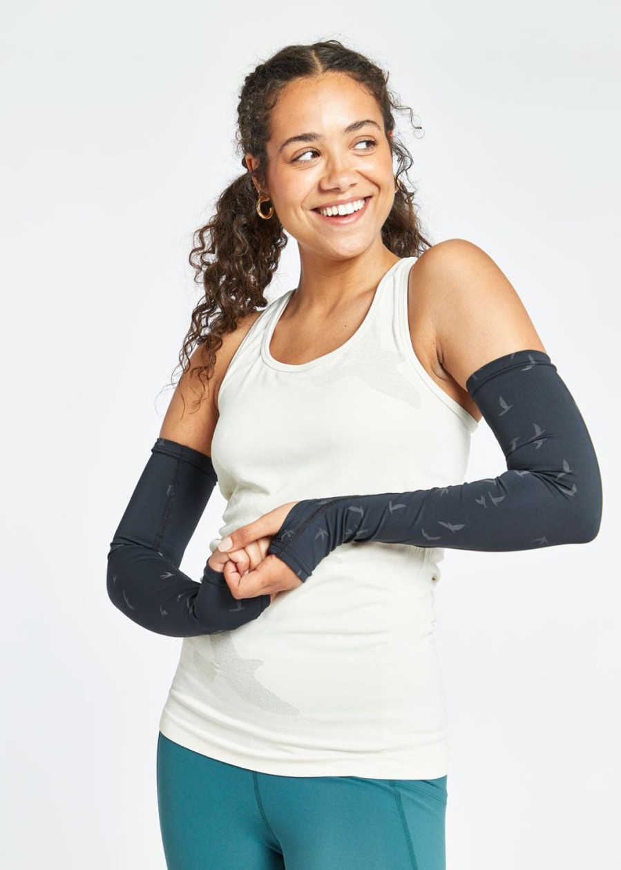 OISELLE Firecracker Reflective Armwarmers Wholesale