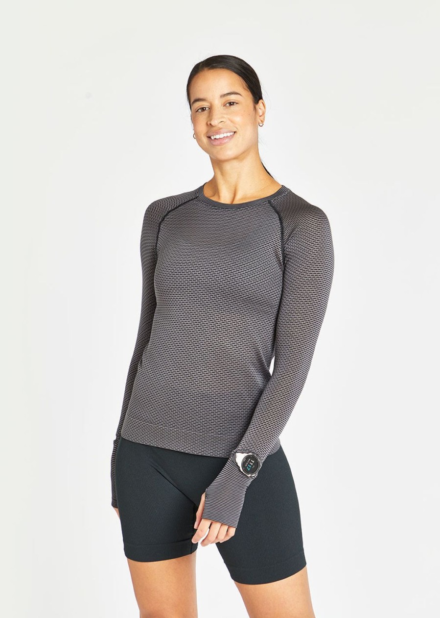 OISELLE Oiselle Flow Long Sleeve Hot