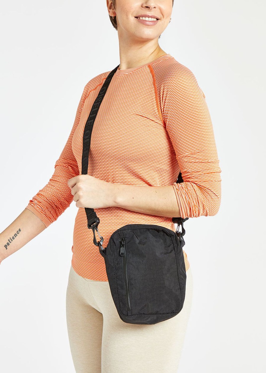 OISELLE Oiselle Sport Cross Body Bag Online