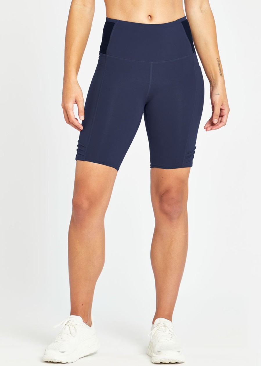 OISELLE Long Pocket Jogger Shorts Best