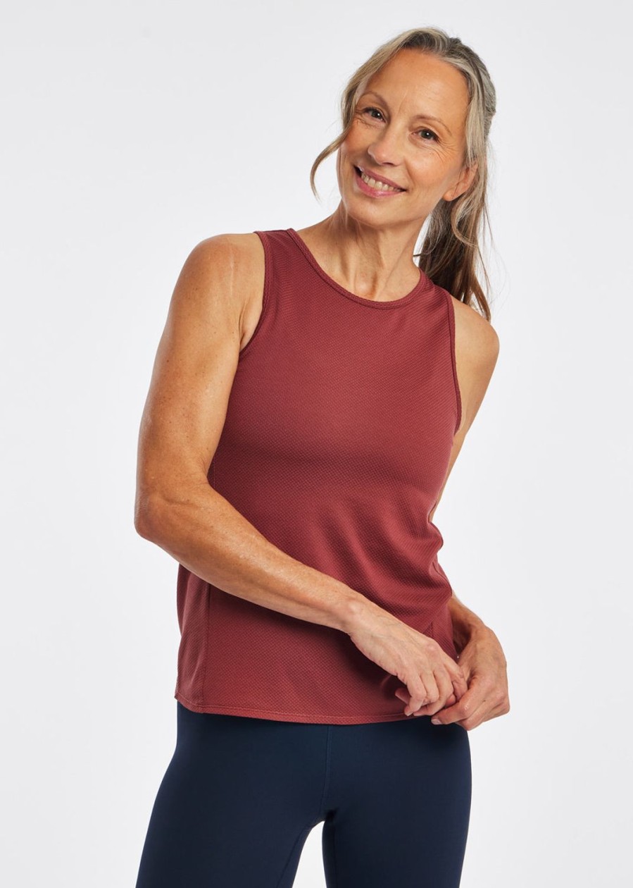 OISELLE Flyout Trail Tank Wholesale