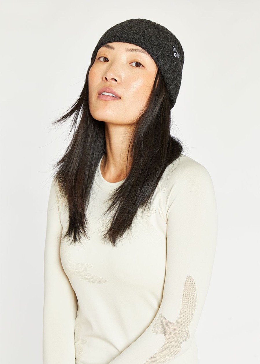 OISELLE Ultra Beanie Clearance